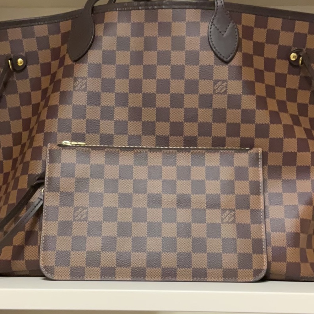Louis Vuitton Neverfull Pochette large
